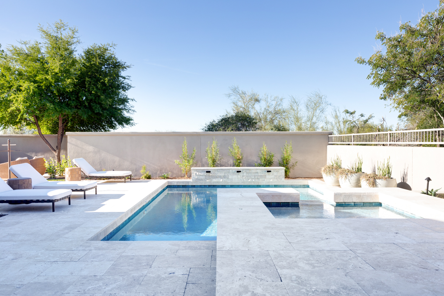 Buckmueller-2009 Outdoor Living Spaces